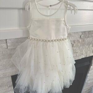 Toddler White tulle dress with pearls
